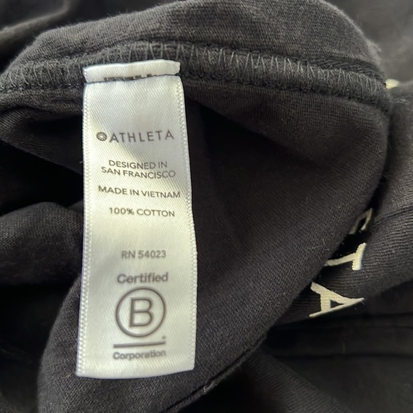 NWOT! Athleta Daily Organic Crew Tee Black - Picture 3 of 5